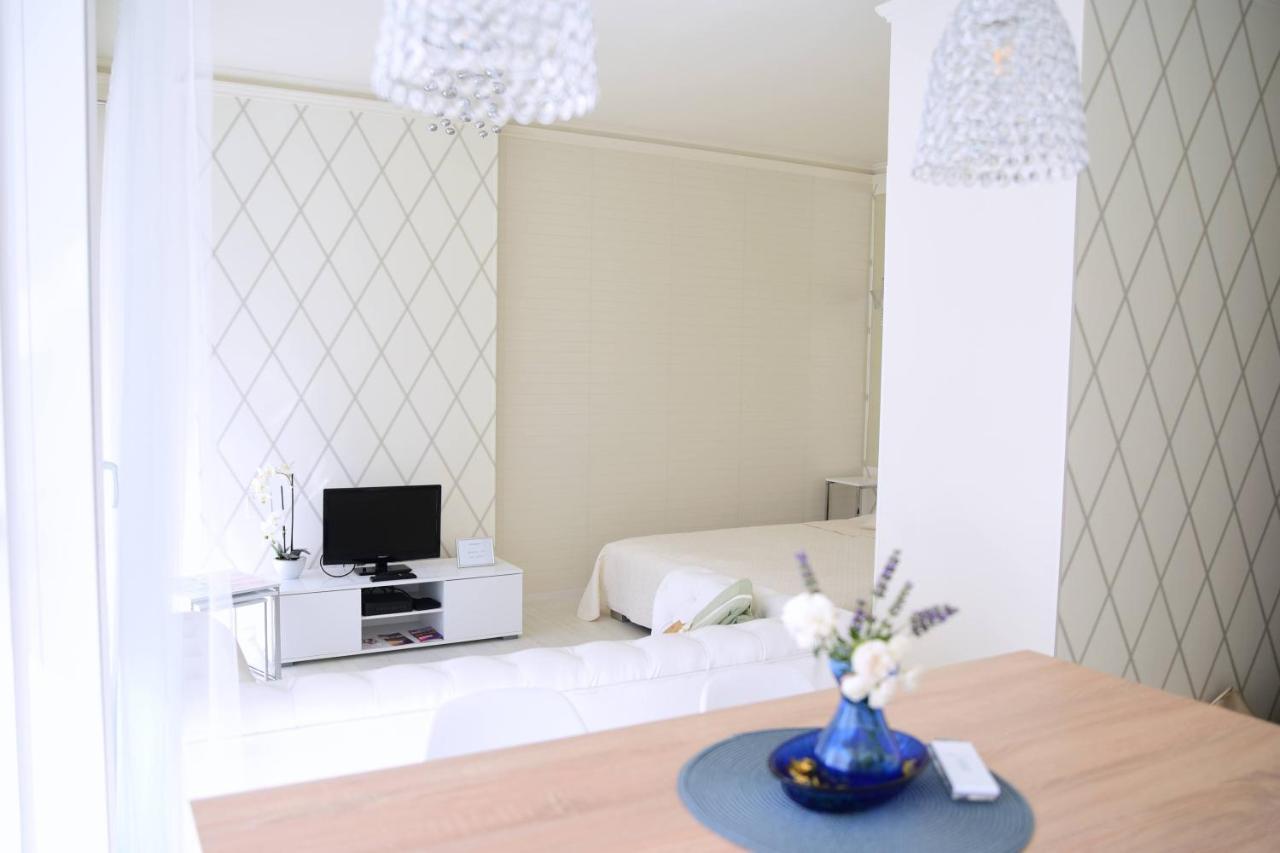 Cloe Apartman Сегед Экстерьер фото