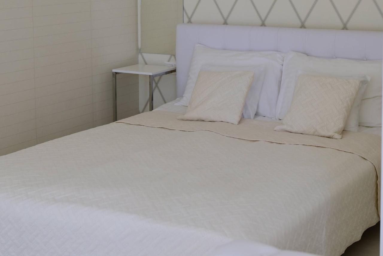 Cloe Apartman Сегед Экстерьер фото